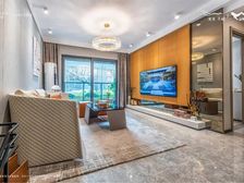 临港核芯!可步行到滴水湖散步,所见即所得,公园闹中取静!精装