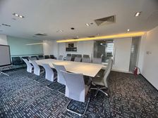 国贸商圈 北京财富中心 精装带家具 正对电梯 三面采光