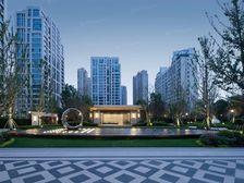 (送车位1个)中央公园头排,306平巨厅大平层,划片重庆8中