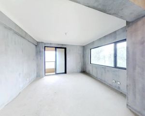 挨青山公园,中间楼层大三房,房东诚心出售,送车位 无税