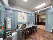 四惠 高碑店 四惠 南岸一号 东区 一层边户出租 展厅遗留