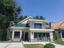 独栋,独栋(奥森公园里面的小独栋300平)适合总部办公,会所