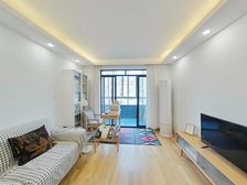 近地铁,南北通精装两房急售,本人主营 ,价格好谈。随时看房