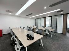 广晟万博城 甲级写字楼 235平方 带全屋办公家具 拎包入住