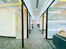 东直门商圈 居然大厦 高区出租 拎包入住 正对电梯