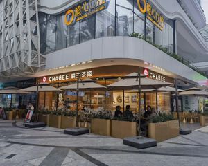 业主急售,成熟口岸(霸王茶姬)年租15万,转角双开门,大外摆