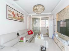 9号线地 精装三房 临地铁 双卫生间 中间楼层采光好 有电梯