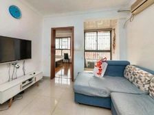 广场旁边,星海家园1房1厅155万,急卖急卖