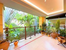 现房现证 小区配套齐全 泳池花园 纯正洋房 公摊小赠送