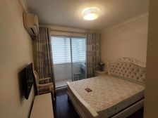 业主出国急售,电梯已经装好了,大木桥路地铁直线距离100米