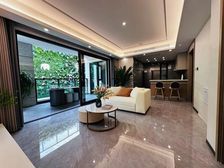 曼弄枫7层洋房 78平2房边户送20平大阳台 拎包入住