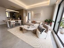 市中心电梯小别墅 !!精装修交付,央企开发 看告庄