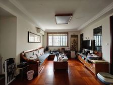 春房小区 98.17平3居 南向简装修 自住保养好