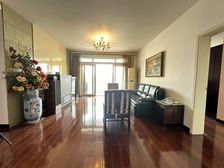 新上笋盘!03年品质小区,两南一北!送产权车位!接受一年付款