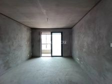 泰安馨苑 106平三房 全新毛坯!