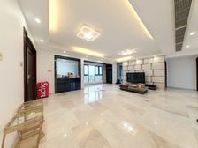 珠宾花园 4室1厅 135.14平