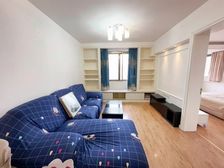 新上笋盘!出国急售!精装全送!电梯高区采光好!接受置换客户!