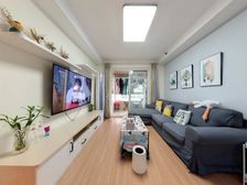 万科魅力花园 2室2厅1卫 精装修 100万元