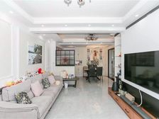 金领国际 2室2厅1卫 精装修 438万元