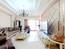 自由水岸花园 4室2厅2卫 精装修 501万元