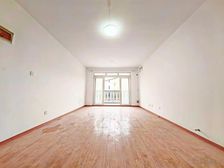 它来了!新出南北通大两房, 楼层,阳光满屋,业主降价急售!