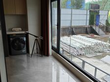 新区,伊河公园边,万达广场旁,伊河湾,小高层,南北通透,