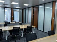 富力盈信:新净装修4个隔间21工位全天空调 地铁珠江新城