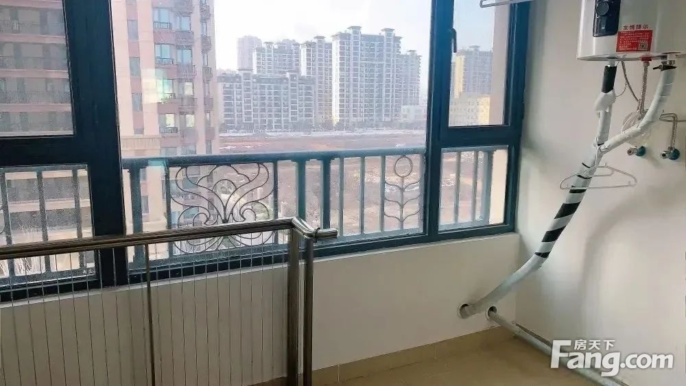 恒大悦澜庭精装好房购物方便双卫生间板楼医疗配套成熟