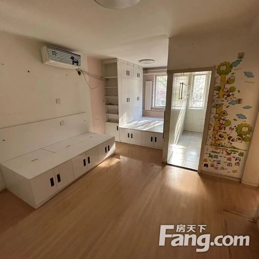  ���ӺӶ��� 2��1��1�� 65ƽ��װ�� 6500Ԫ/�� 