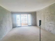 绿地悦城E区好楼层 南北通透三房急降30万诚售