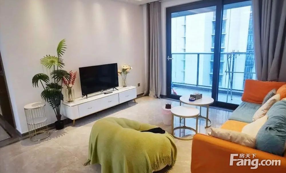 中海悦林熙岸精装地铁口大三房环境舒适中心位置产权过两年