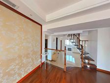 裕兴花园新上电梯复式,送100平空中大花园,繁华地段,户型好