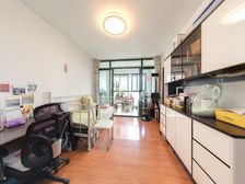 11号线旁 满五年税费低 小区绿化高 随时看房