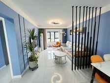 御湖庄园瞰湖花苑 朝南 电梯房 精装修 车位充足 次新小区