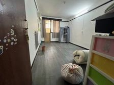 新出笋盘 !低于市场价50W!肇嘉浜路沿线!准拆迁房!价可谈