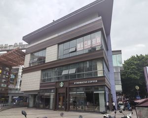 高新地铁口!年租20万(星巴克)出售 市一医院旁 产权清晰