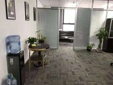 高铁新城科正大厦68平 精装修带隔断 租金低可注册公司