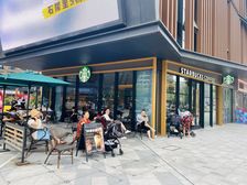 开发商直售,转角口岸(星巴克)年租20万,看得见的人气