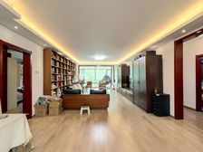 3室,房型正气,房东挥泪大甩卖,你懂的快点来吧!!