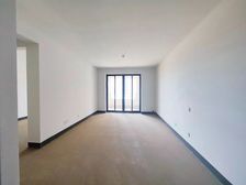 翡翠公馆, ,三房两卫!