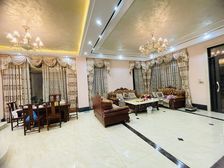 汇景城市山谷别墅 212平4居 南向精装修 随时签约