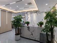 特价市中心丨楼盘带全套家具 中房荣盛100到300平均有