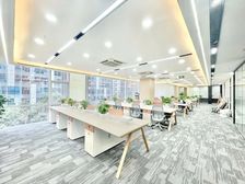 孵化园三地铁!双面采光8隔间40工位,奥克斯广场,24H空调