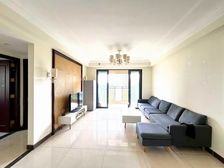 恒大雅苑117平三房两卫102万 湖景房