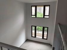 带40花院 200%使用率 现房叠墅 随时看