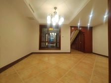 大公园里的别墅你不心动吗 三期明卫直接住 税费低位置好北院