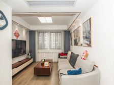 19年次新房,川沙成交小区。业主已买急售,诚意出售/