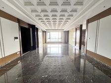 二零年全新复式 两梯一户 看房议价 带2个车位看付款再谈