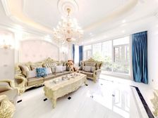 南郡七英里 2010年联排别墅带屋顶大花园 精装修地下室全明