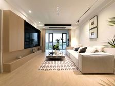 婚房装修!全屋中央空调带地暖!中心位置!看房方便!